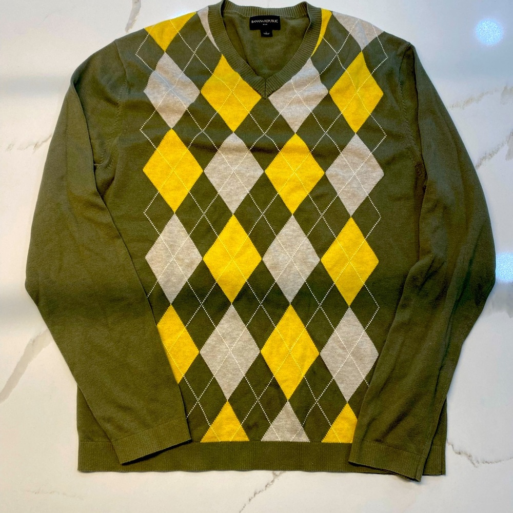 BANANA REPUBLIC long sleeve.100% cotton,Green with diamond pattern on front side